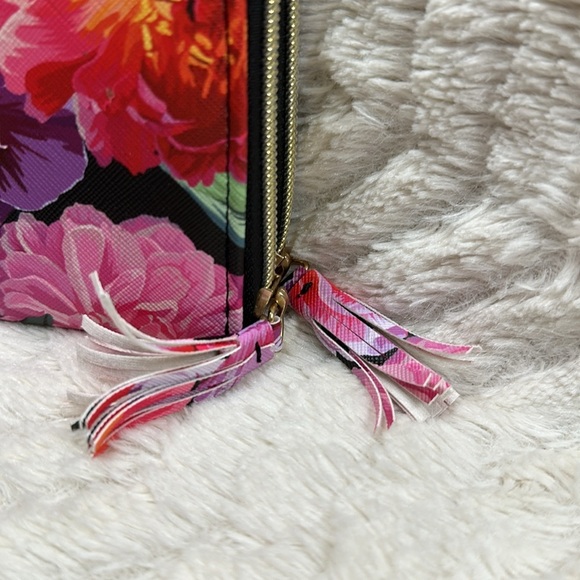 NEW Julia Buxton RFID-Blocking Ultimate Organizer / Wallet/Crossbody, Multicolor - Picture 8 of 8
